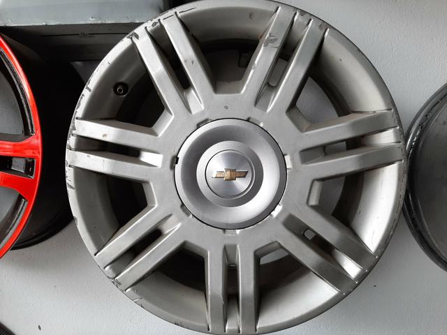 Roda aro 16 Raiada Prata Fiat Palio 4X98 jogo original