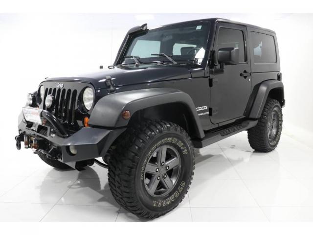 Jeep Wrangler SPORT 3.8 AUT