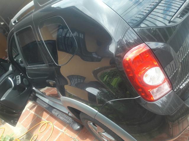 DUSTER TECH ROAD 1.6 . 2014 completa - Foto 4