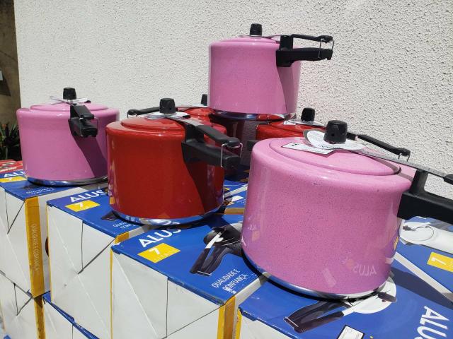 Panelas de pressão - Foto 2