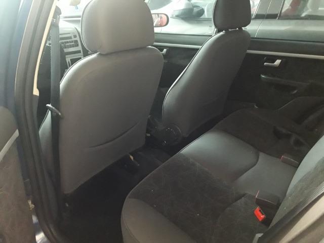 Fiat Siena ELX 1.4 Completo 2010 - Foto 5