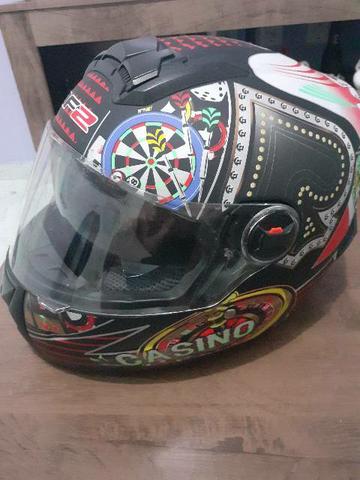 Capacete importado