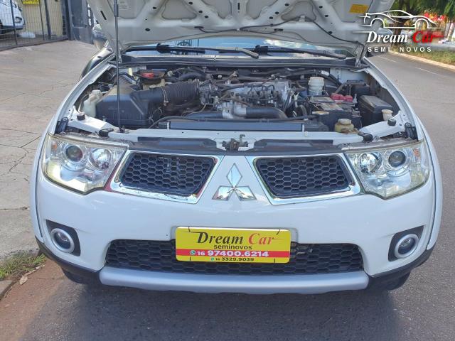 Mitsubishi L200 Triton 3.5 HPE 4x4 CD Flex automático IPVA pago 2013 - Foto 15