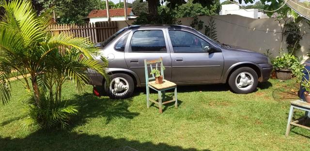 Vendo corsa sedan 1.6 - Foto 2