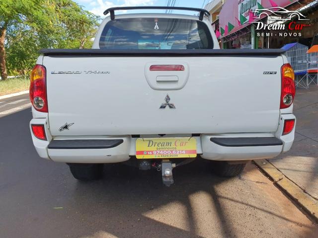 Mitsubishi L200 Triton 3.5 HPE 4x4 CD Flex automático IPVA pago 2013 - Foto 7