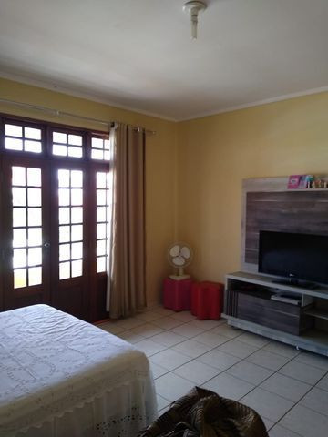 Excelente e ampla casa 3 suits e piscina Proximo a Faculdades, e comercio e Hospital - Foto 19