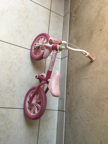 Vendo essa bicicleta infantil - Foto 2