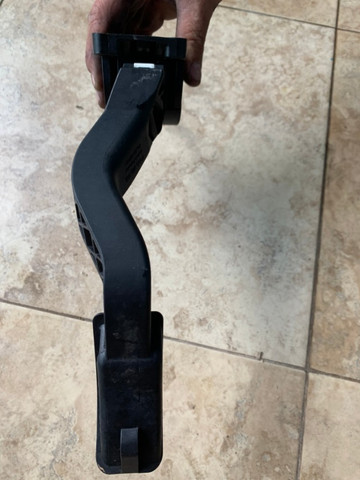 Pedal do acelerador citroen c4 pallas 2,0 16v original - Foto 3
