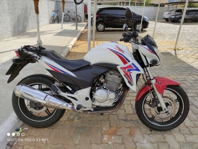 HONDA CB 300 R 2015