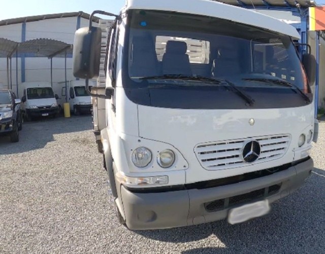MB ACCELO 715 *PARCELO*