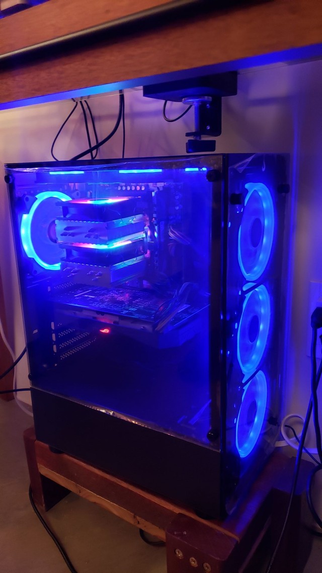 PC Gaming Xenon E5 2670 V3 2.3GHz 32gb DDR4 2666 RX580 8gb DDR 5