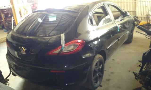 Sucata de Chery Cielo 1.6 Hatch 2011 - Somente para peças - Foto 4