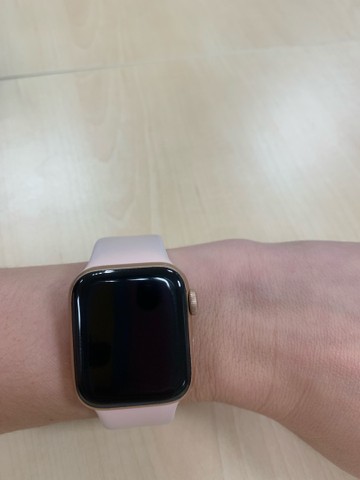 apple watch rose 4