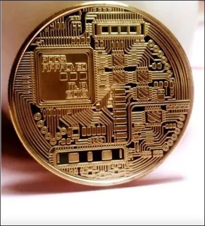 Moeda Bitcoin (Ouro)  Moeda Virtual - Cripto Moeda + Case Protetor Acrílico - Foto 3