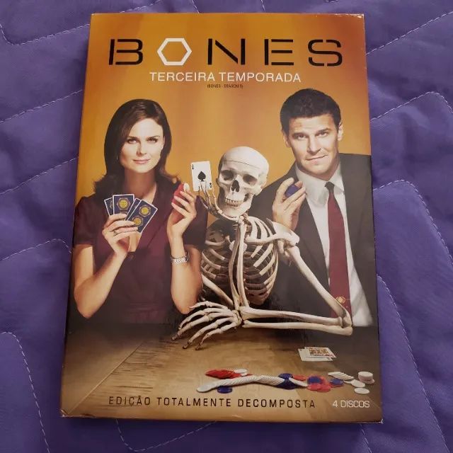 DVD Bones - Temporadas 1, 2, 3, 4 e 5 - 29 Discos - CDs, DVDs etc