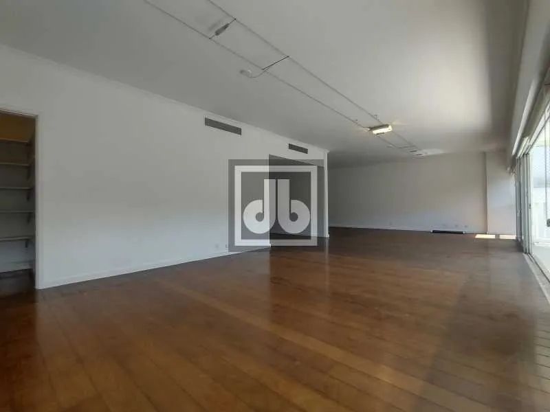 Apartamento à venda no Leblon desocupado com varanda, 4 quartos sendo 2 suítes copa-cozinh - Foto 5