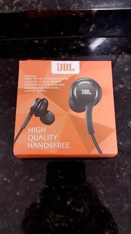 Fone de Ouvido JBL Tune Pure Bass Com Microfone Novo (Garantia)