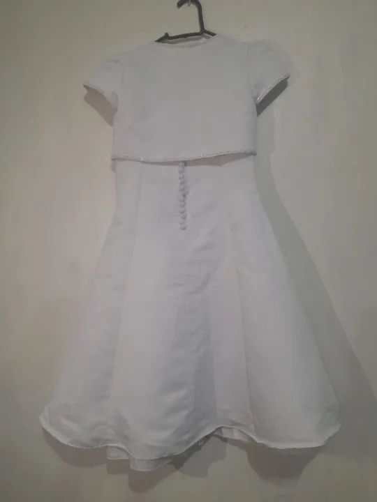 Vestido de Festa Infantil Branco com Bolero desapego 7 anos - Foto 2