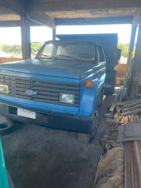 CHEVROLET D11000 BASCULANTE 85/85 FREIO A AR