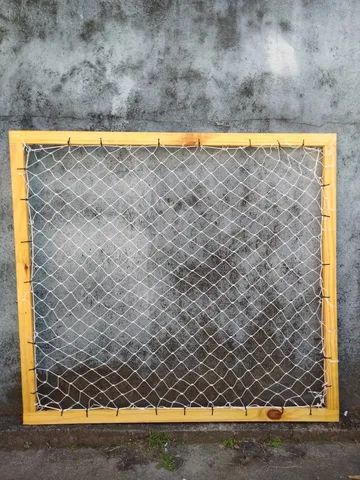 Tela com rede de proteção  para gatos p janela de quarto