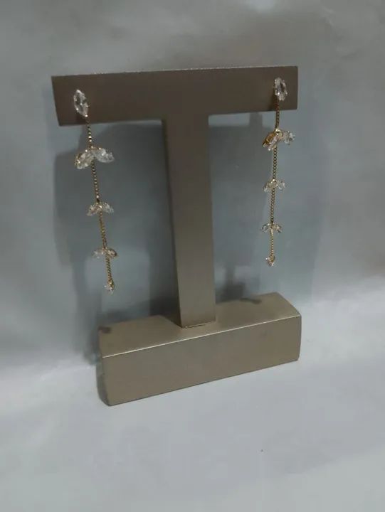 Conjunto de Brincos e Colar de Coração - Foto 2