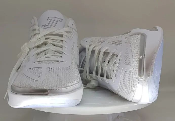 Tenis Nike Jordan Deuce Masculino Branco Tamanho 51 ( Us 18) - Foto 3