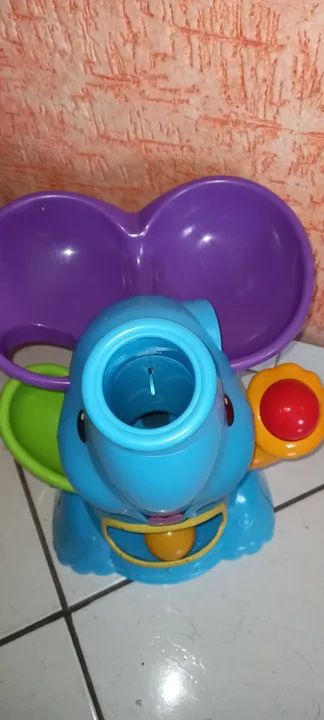 Brinquedo Elefante de Bolinhas voadoras da  Playskool - Foto 5