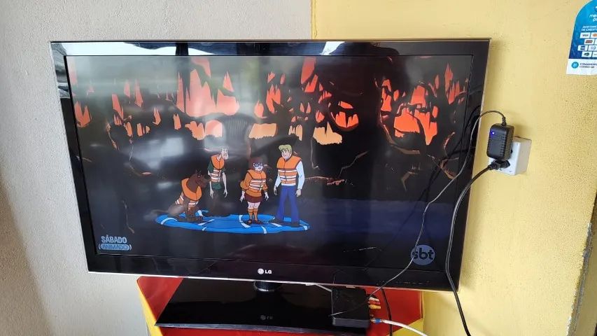 TV LCD -  NAO E SMART 