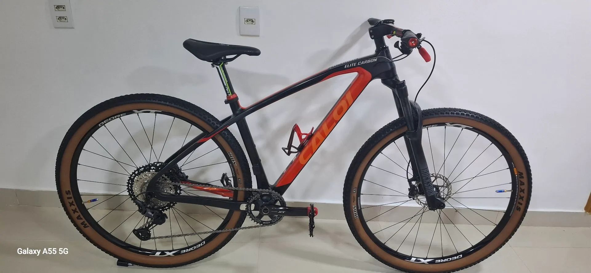 Bike caloi Elite Carbon 29/17 12 V  toda DEORE XT - Foto 2