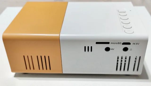 Mini Projetor Portátil Yg300 Amarelo  - Foto 4