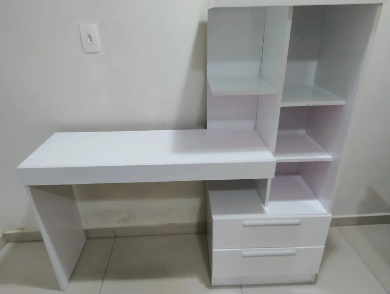 Mesa de Escritório em L - Ideal para home office
