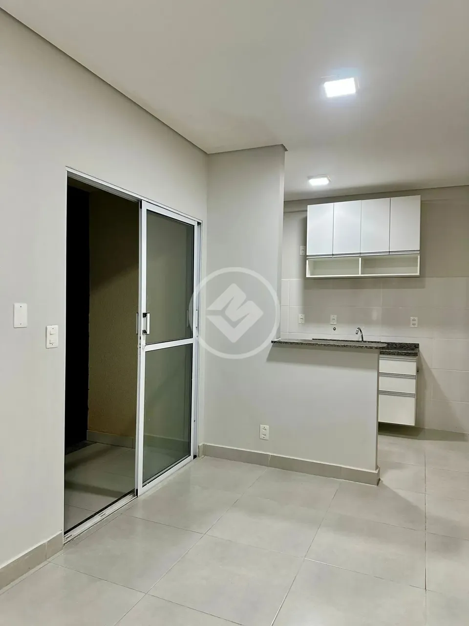 Alugo Apartamento térreo, 2 quartos, Região do Coxipó R$ 2.300 codigo: 116059