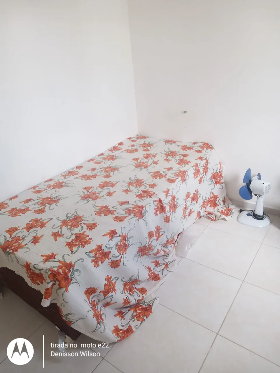 Alugo quarto pra meninas na Jabotiana
