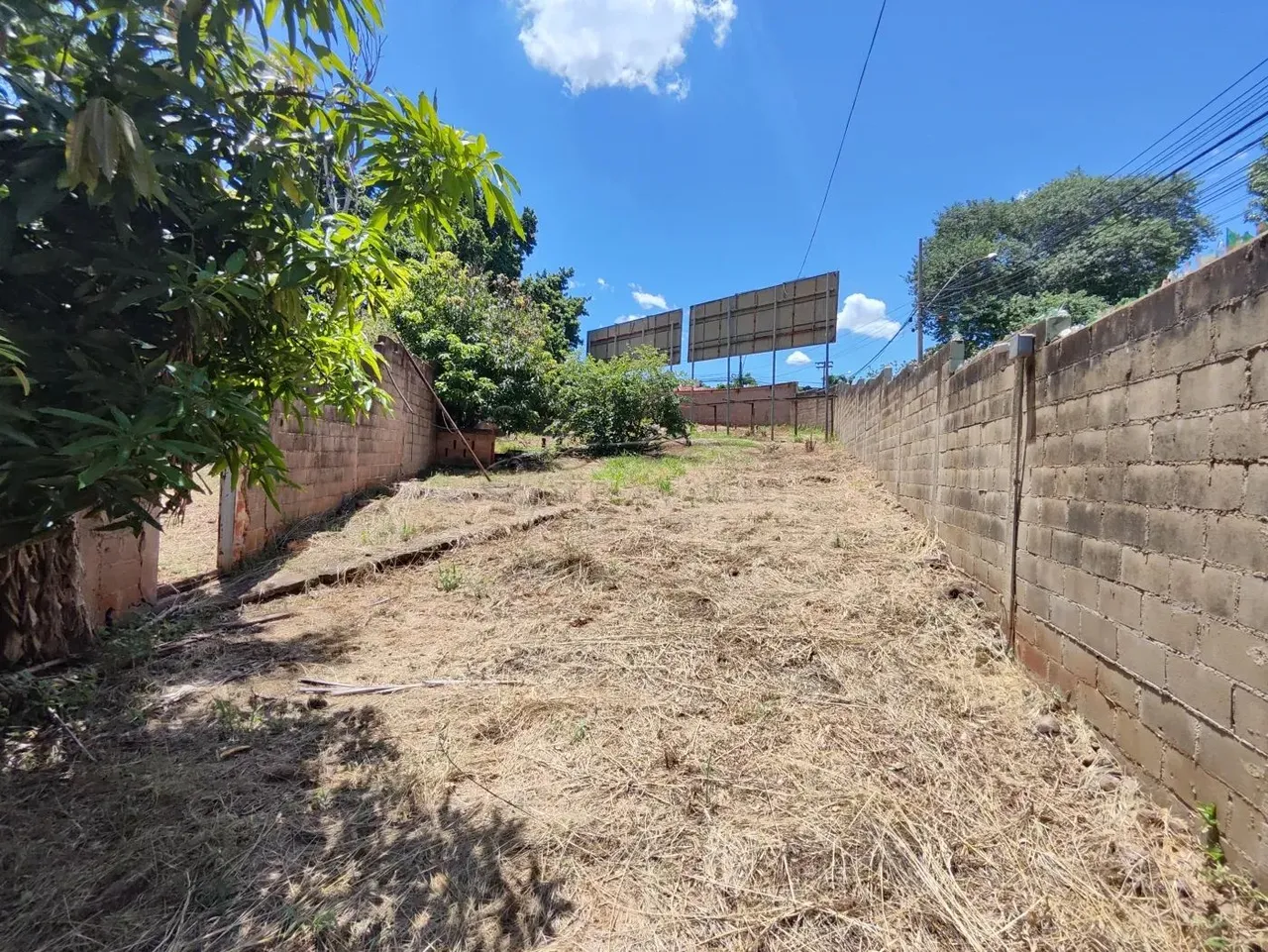 Terreno comercial de 6.939m² à venda - Ribeirânia