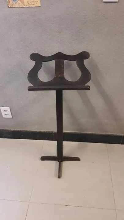 Estante de partitura com regulagem, década dos anos 50 - Foto 2