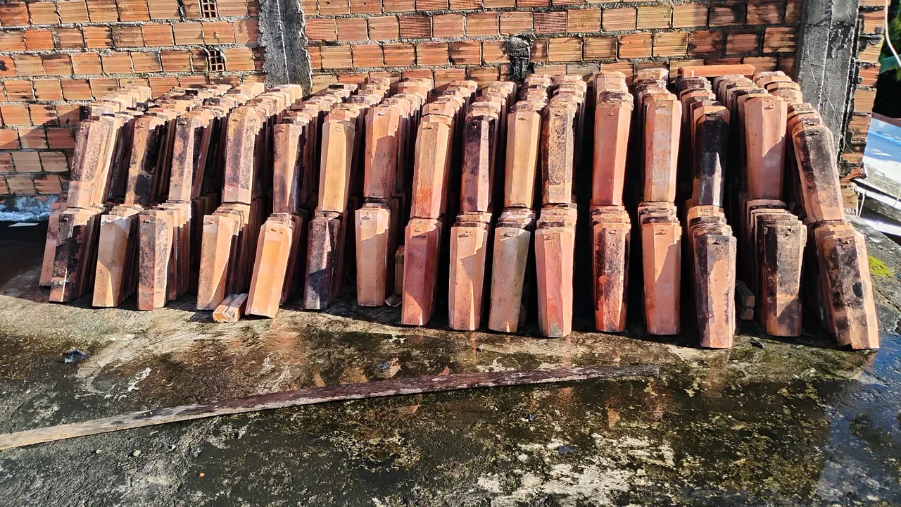 Telhas de barro para construção