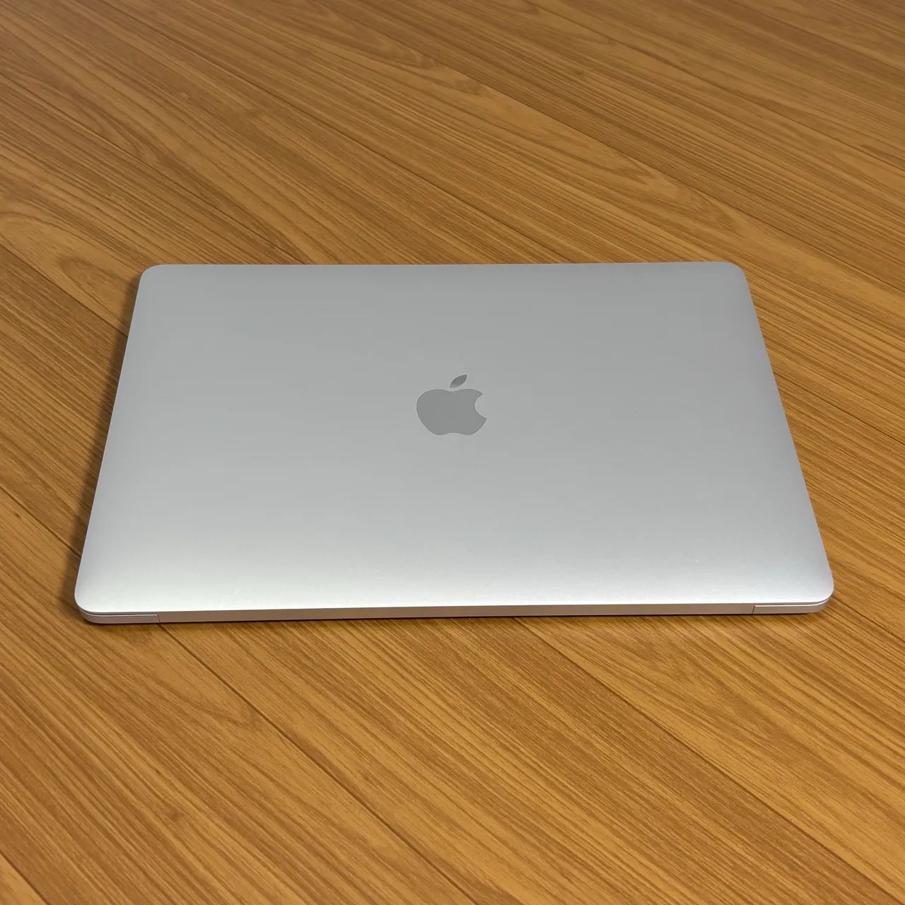 MacBook Pro 2017 | i5 3.5GHz - Iris Plus 650 - 8GB RAM - 256GB SSD