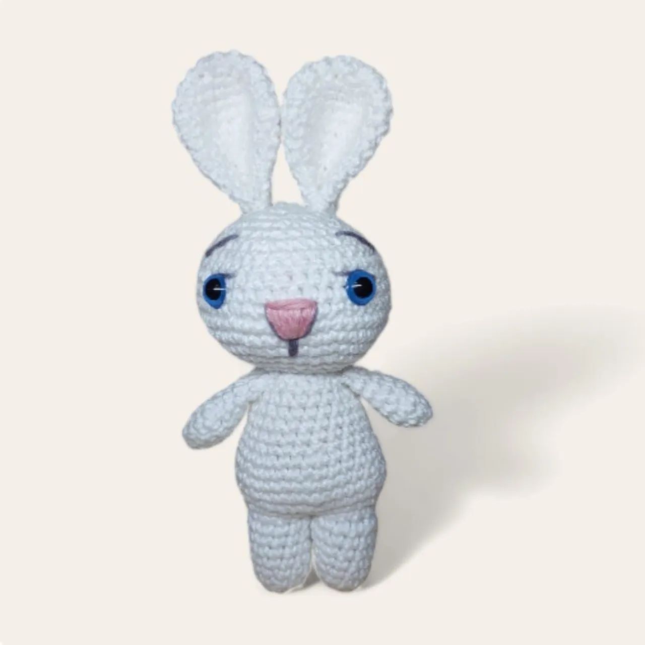 Coelhinho Branco - Amigurumi 
