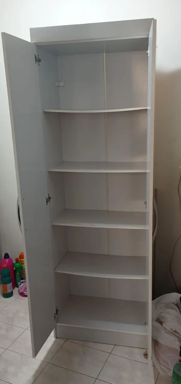 Vendo armário multiuso 