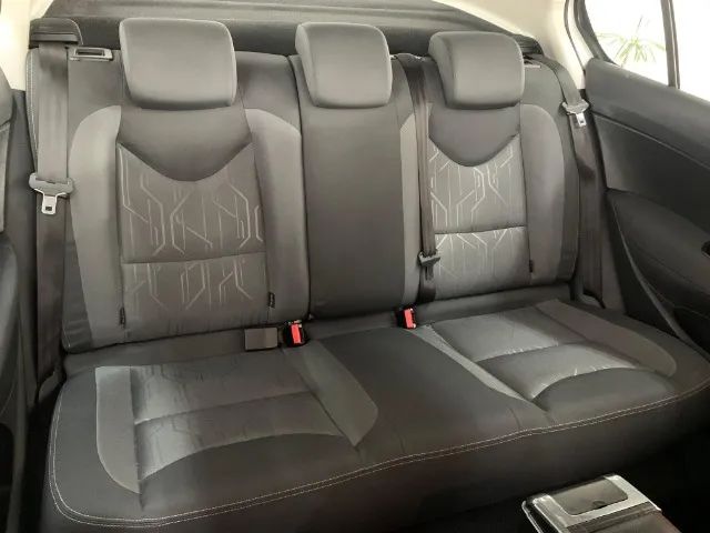 Peugeot 408 Sed. Business 1.6 TB Flex 16V 4P AUT 2018 - Foto 13