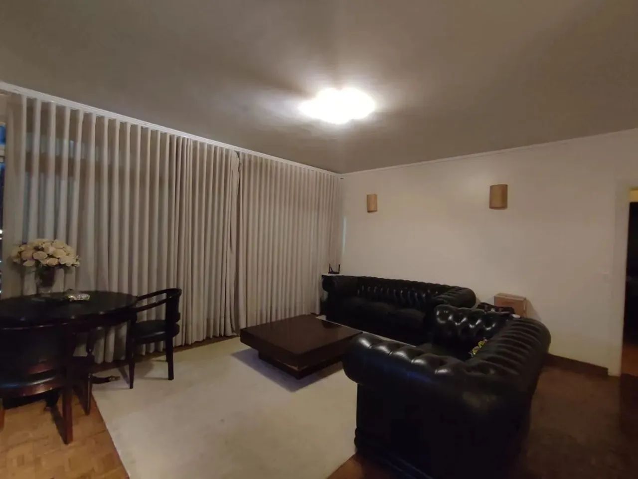 Apartamento com Área de Lazer Completa - 4 Quartos (1 Suíte) - Centro de Uberaba