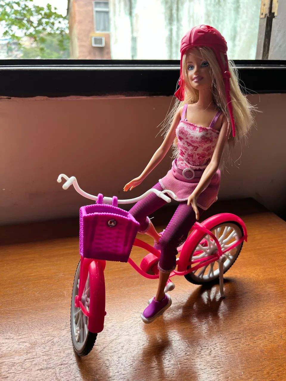 Barbie Ciclista articulada.