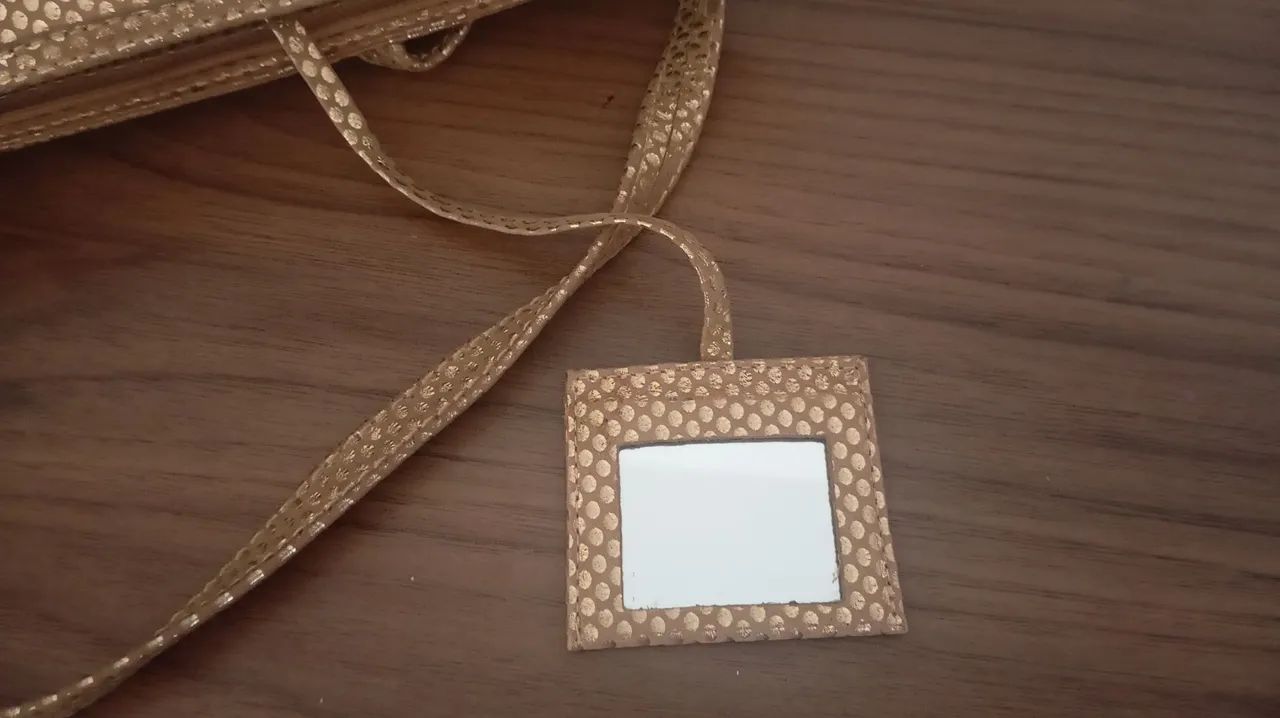BOLSA AREDDA DOURADA COURO - Foto 3