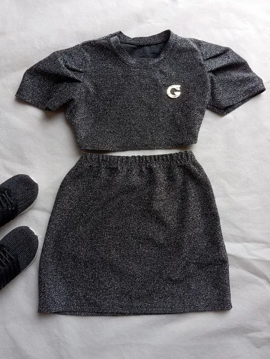 Conjunto Cropped e Saia Glitter Infantil - Tamanho 4