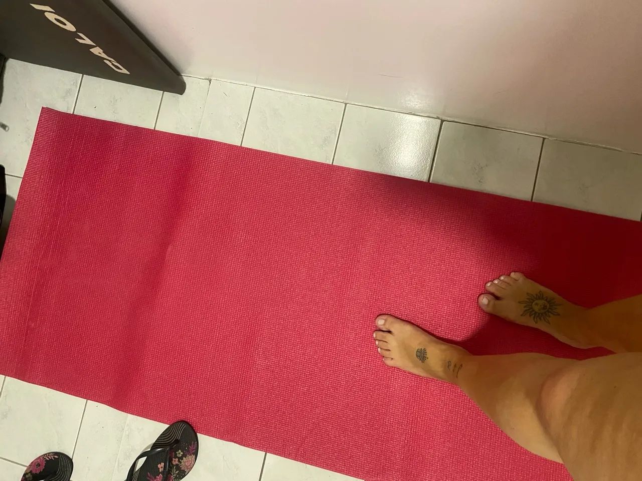 Tapete yoga e colchonete para exercícios 