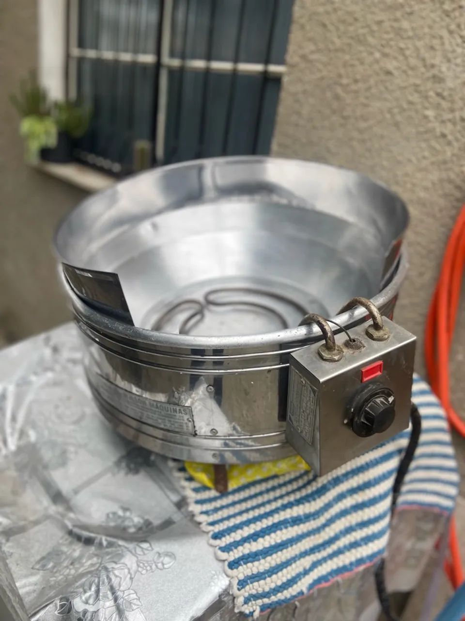 Fritadeira elétrica Wilson 15lt - Foto 2