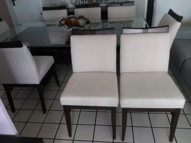 Mesa de jantar 2x1 elegante 8 cadeiras. Tampo bisotado.  - Foto 3