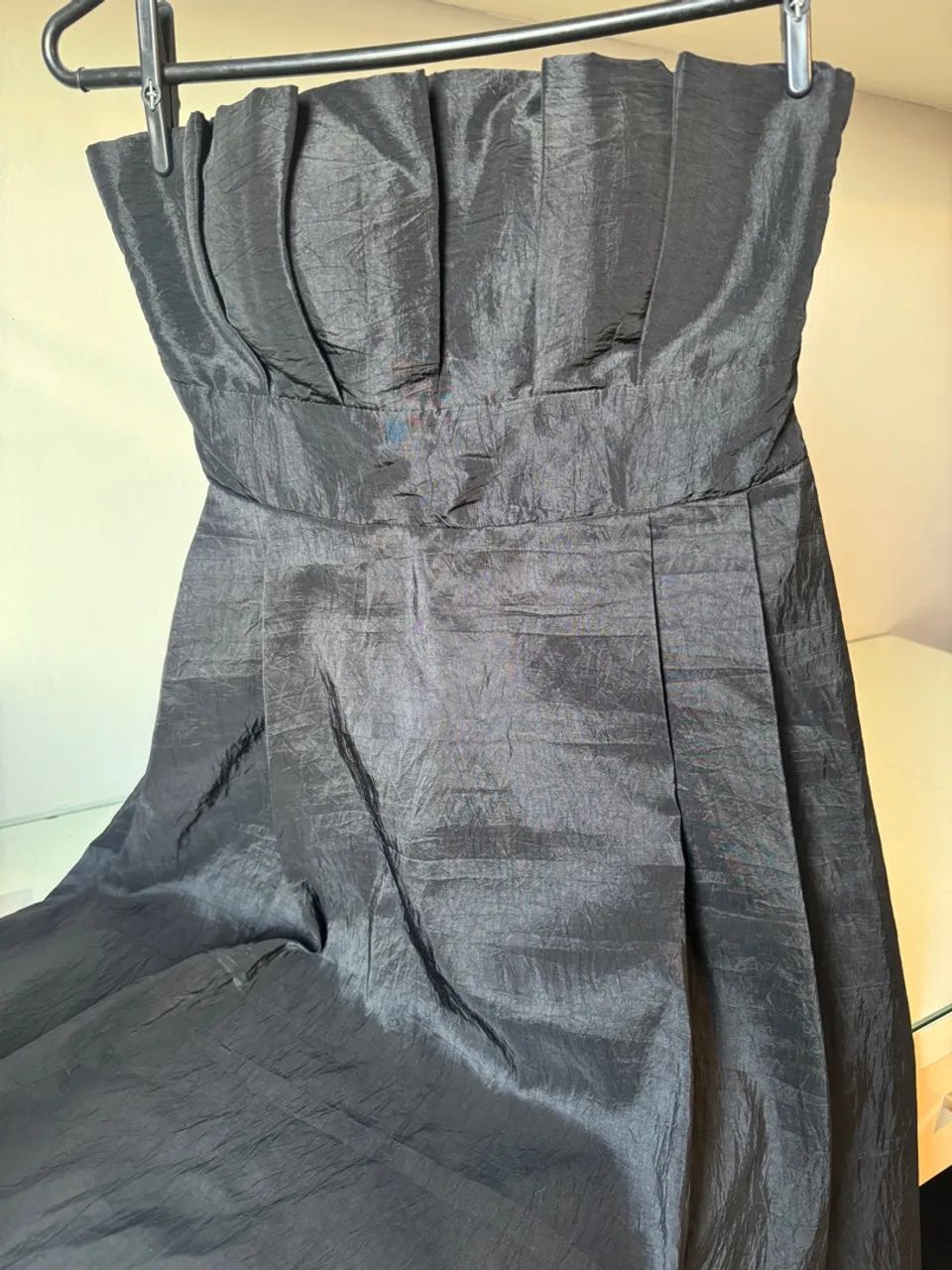 Vestido Preto Tomara Que Caia em Tafetá  - Foto 4