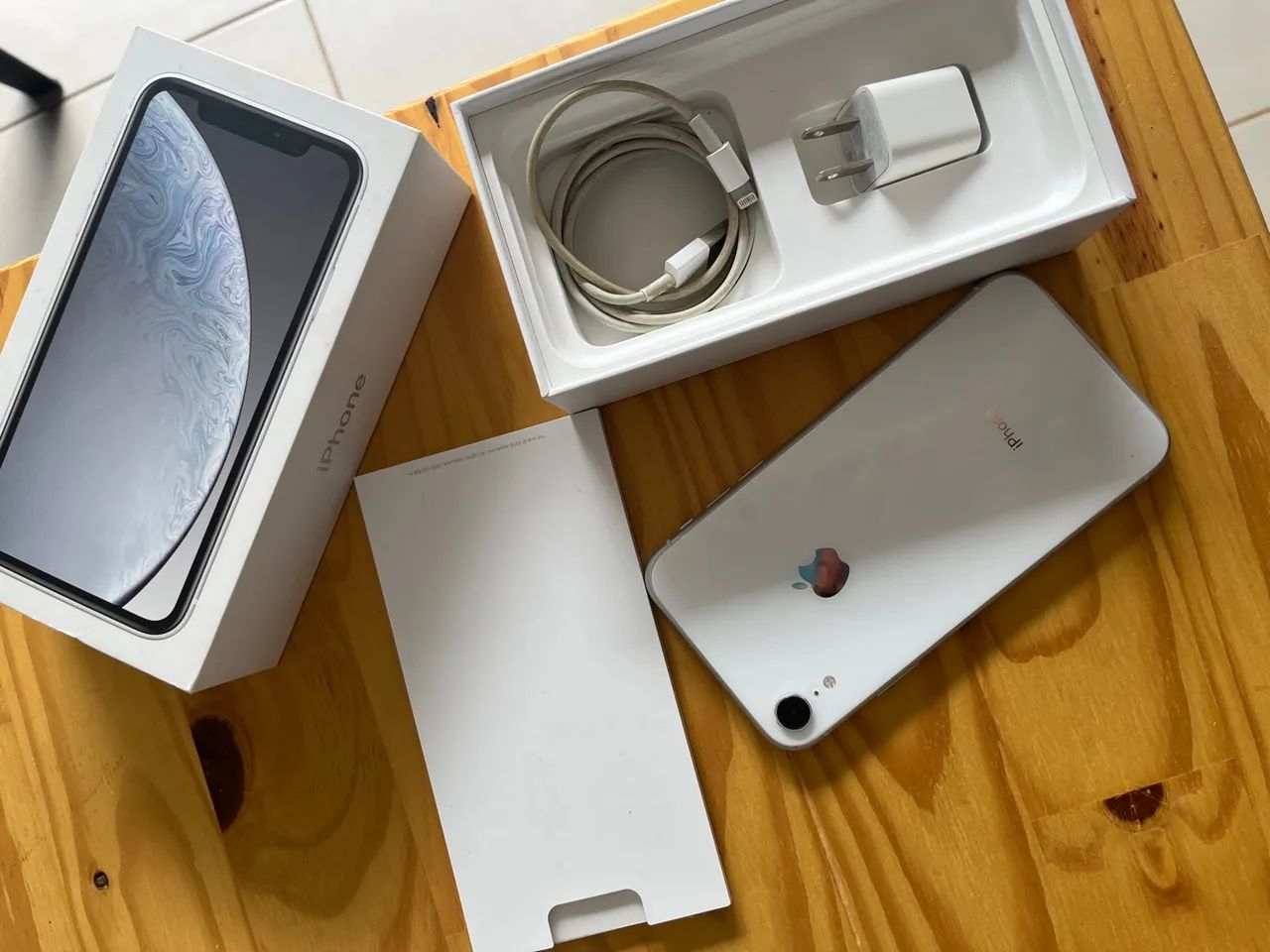 iPhone XR 64g