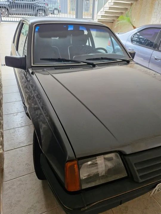  LATARIA E MOTOR IMPECAVEL.